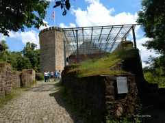 Zugang zur Burg Ravensberg
